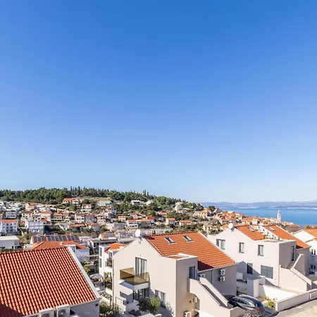 Penthouse Vanda Apartment