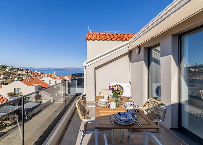 Penthouse Vanda *