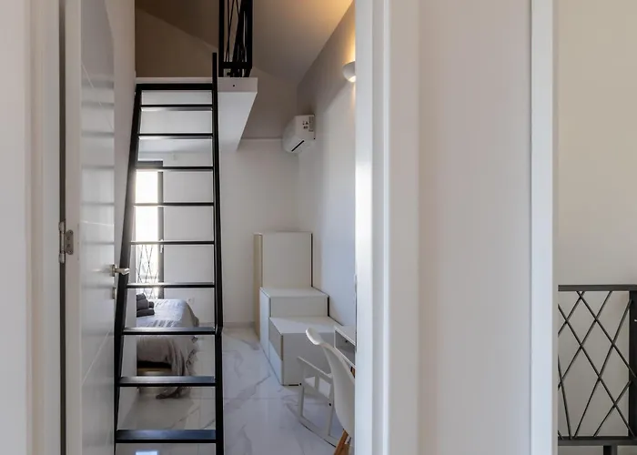 Penthouse Vanda *