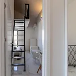 Penthouse Vanda *